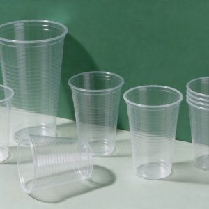 Vaso plástico transparente